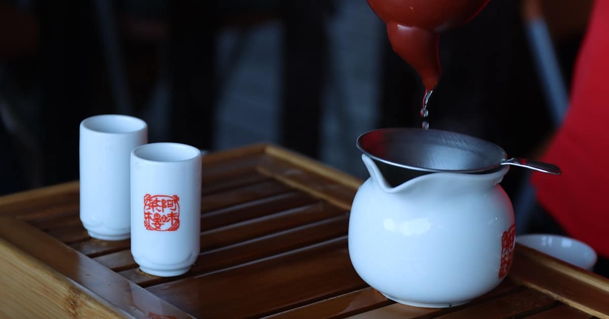Chinese Tea Culture Guide 2026: Tea Types, Teahouses and Best Places to Experience It