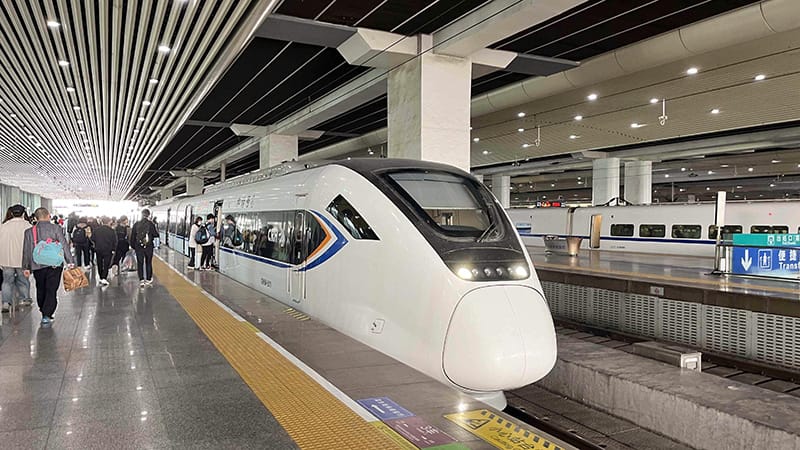 high-speed-train_70700-1 high-speed-train_70700-1