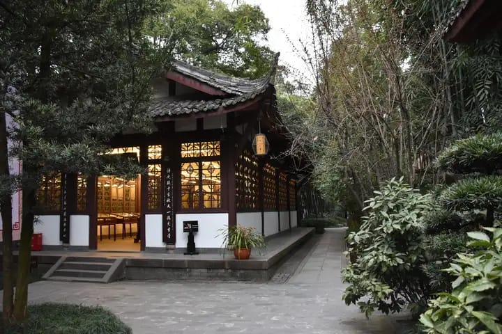 travel sichuan operating - hours ticket sales stop january