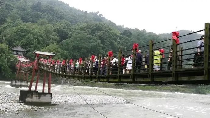 travel sichuan operating - hours december february monday sunday