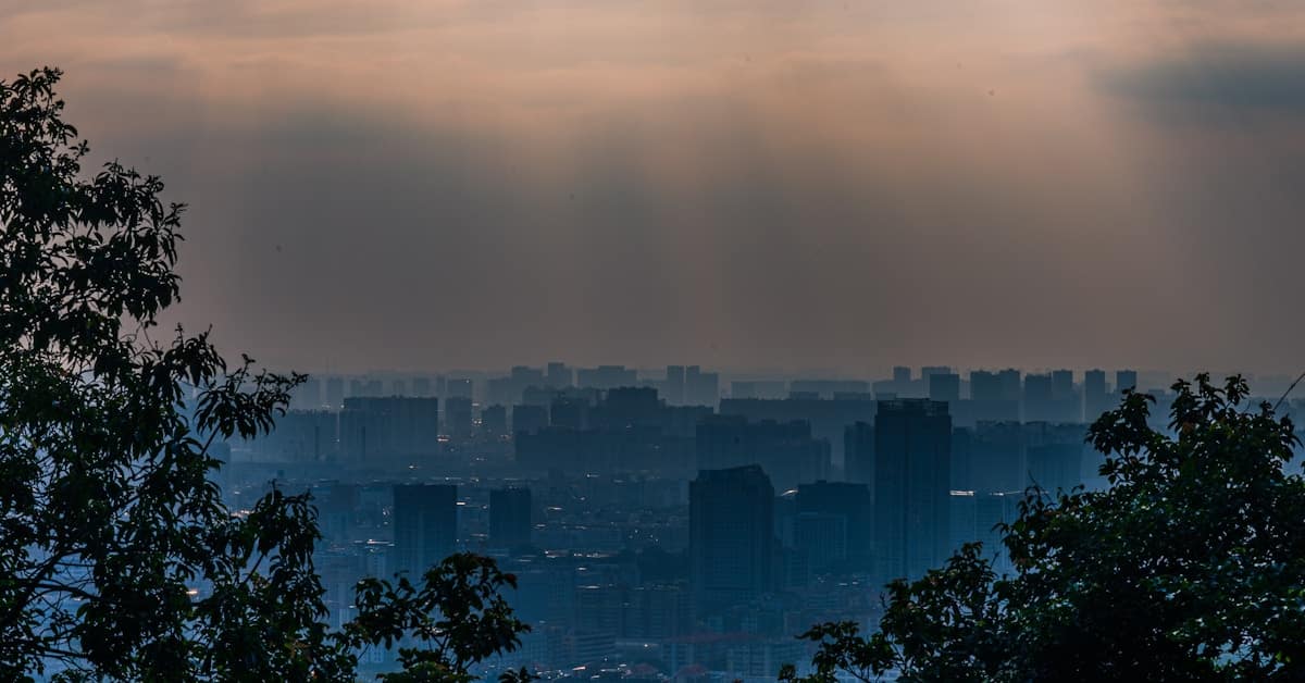 Guangzhou skyline Pearl River - practical visitor guide