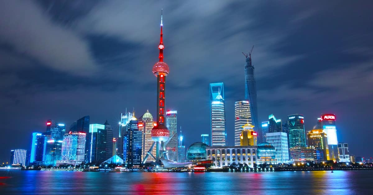 china itinerary - shanghai bund skyline at night