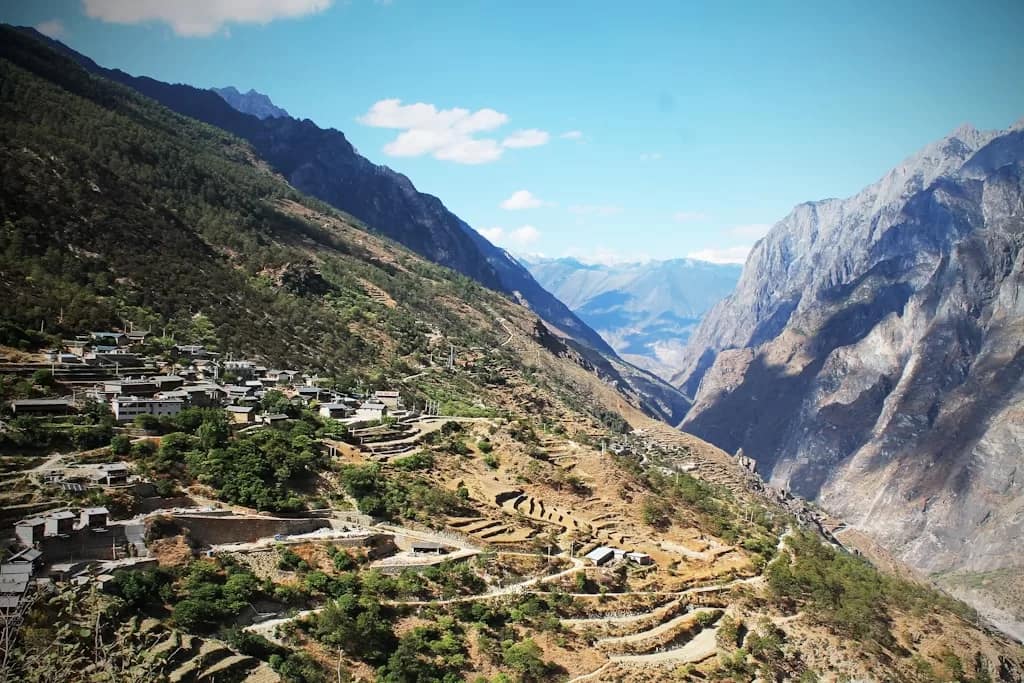 Sichuan mountain landscape - scenic view